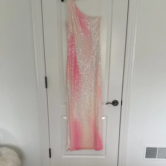 H Halston Tanya One-Shoulder Pink Sequin Dress - Picture 4 of 5